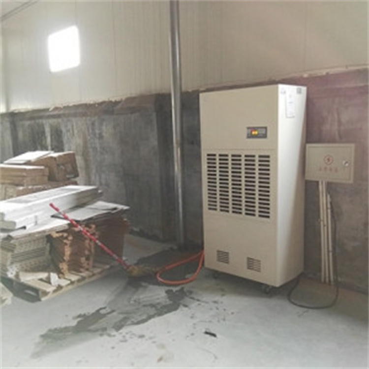 揭秘:如何用除湿机改善979㎡抛光车间的潮湿难题? 揭秘:如何用除湿机改善979㎡抛光车间的潮湿难题?