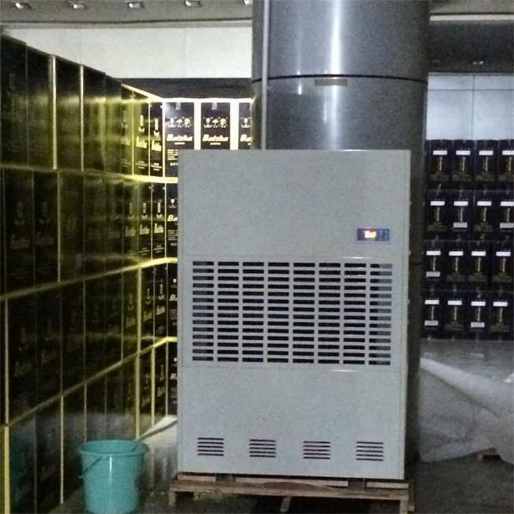 齐齐哈尔夏季有效降低湿度？增加杭州井泉环保科技有限公司生产的杭井牌：HJ-8240H 380V／50Hz 除湿量240升／天空气除湿机来吸湿